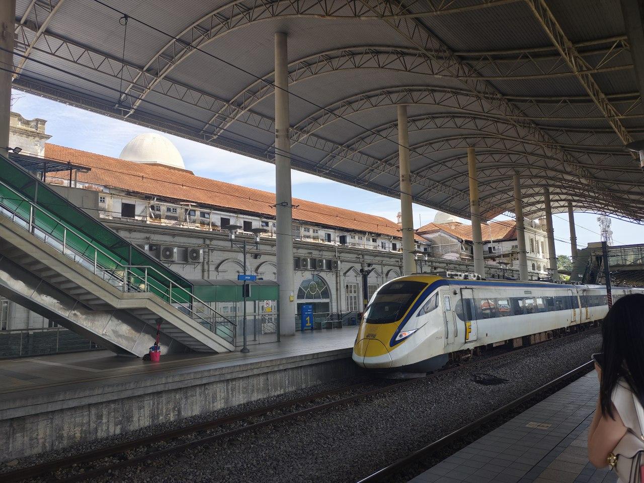 Speed and Heritage: A Modern Train Station Meets Classic Architecture